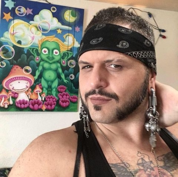 Meet your Posher, Kevin - Picture 1 of 1